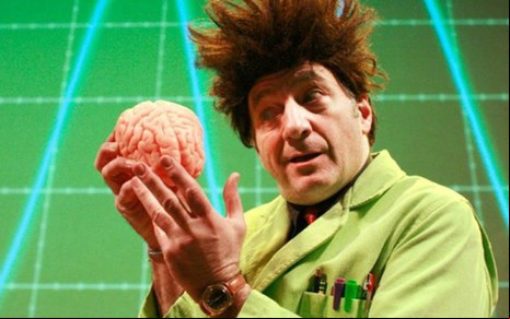 O ator Paul Zaloom incorpora o cientista Beakman durante evento de cultura geek em 2014 - Fotos de Divulgação
