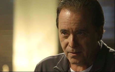 Olavo (Tony Ramos) vai armar emboscada contra a inimiga no capítulo deste sábado (4) da novela das nove - Reprodução/TV Globo