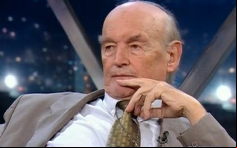 Quevedo, famoso por desvendar mistérios paranormais na TV, morreu em decorrência de problemas cardíacos - Reprodução/TV Globo