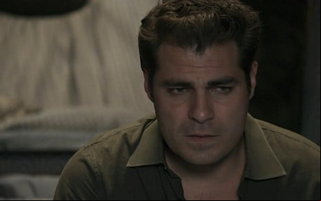 Thiago Lacerda (Ciro) em cena de A Lei do Amor; bandido dirá à mãe que não aceita o filho - Reprodução/TV Globo
