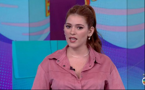 Ana Clara Lima tem expressão de surpresa no Plantão BBB de quarta-feira (7)