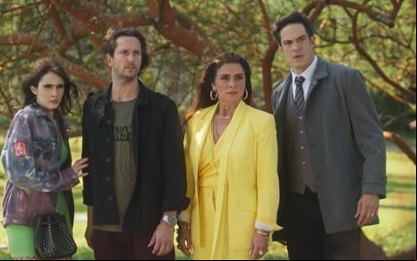 Quarteto de protagonistas em cena de Quanto Mais Vida, Melhor!
