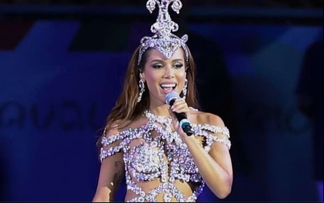 Anitta canta na Marquês de Sapucaí, no Rio de Janeiro