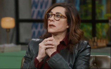 Christiane Torloni no Conversa com Bial desta sexta (11); ela está séria