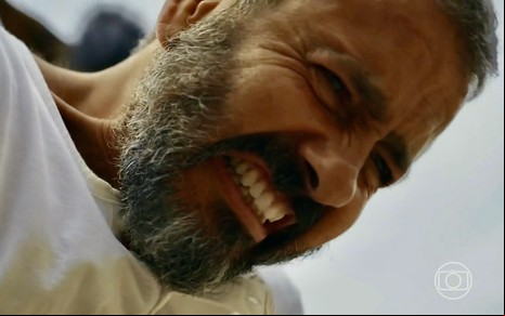 O ator Marcos Palmeira está em cena como Inocêncio em Renascer