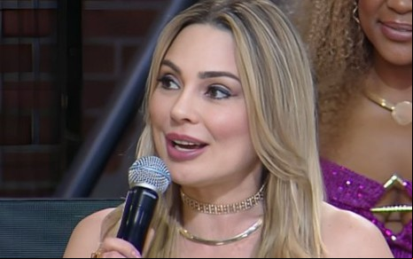 Foto de Rachel Sheherazade na final de A Fazenda 15