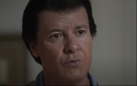 Rodrigo Faro como Silvio Santos