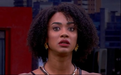 Aline Patriarca encara a câmera no Sincerão do BBB 25