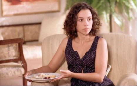 Carla Marins como Joyce na novela História de Amor