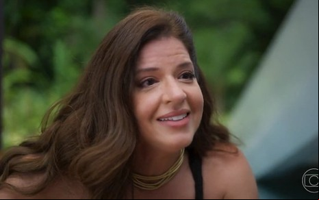 Mariana Santos está em cena como Fátima na novela Mania de Você, da Globo