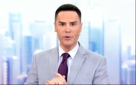 Luiz Bacci no Alô Você, em estreia no SBT