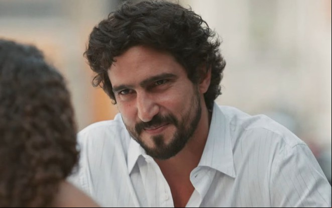 Renato Góes cena da novela Vale Tudo como Ivan