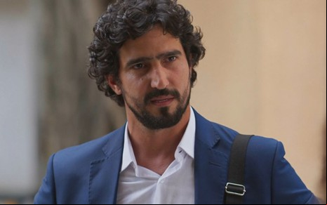 Bella Campos como Maria de Fátima no remake de Vale Tudo, da Globo