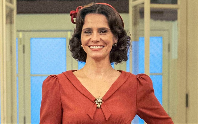 Malu Galli caracterizada como Violeta em foto de divulgação da novela Além da Ilusão - TV GLOBO/MAURICIO FIDALGO
