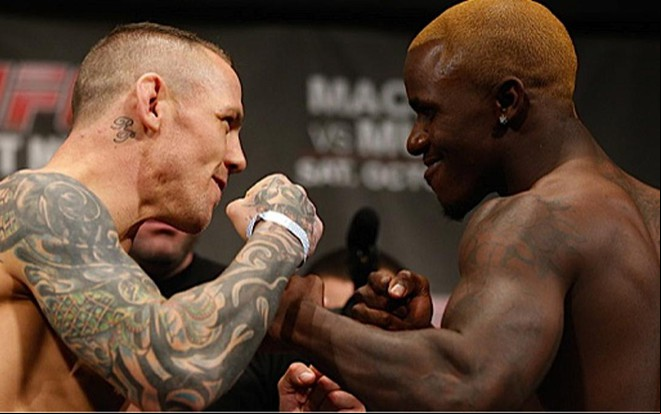 Ross Pearson e Melvin Guillard se encaram durante pesagem na sexta-feira para as lutas do UFC de sábado (26) - Fotos Divulgação/UFC