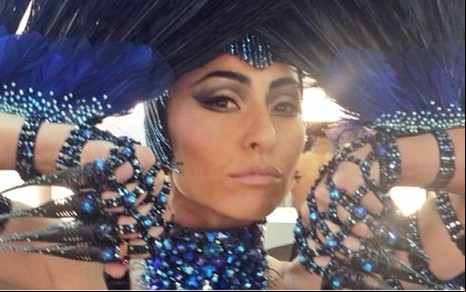 Sabrina Sato em gravação de vinheta de Carnaval da Globo; ela estreia em março na Record - Reprodução/Facebook