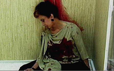 Beatriz Segall em cena de Vale Tudo; morte de Odete Roitman não poderia ir ao ar antes das 21h - Reprodução/TV Globo